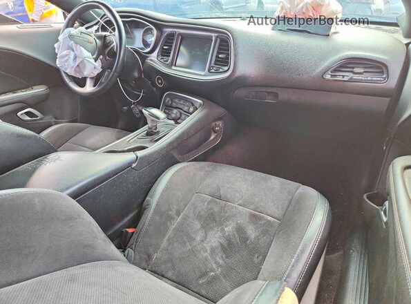2C3CDZBT9GH316388 2016 DODGE CHALLENGER Blue Вид панелі приладів