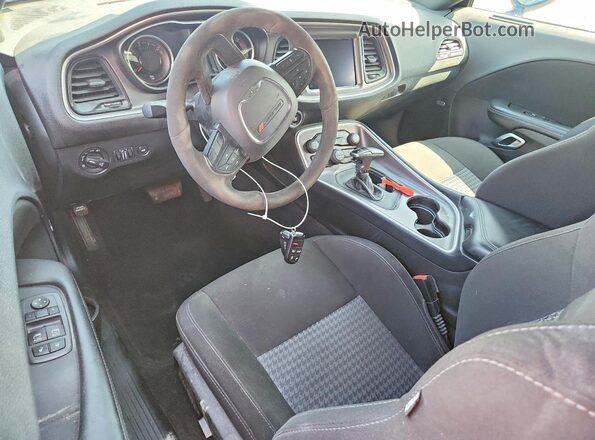 2C3CDZFJ0NH100631 2022 DODGE CHALLENGER Blue Առջևի վահանակի տեսք