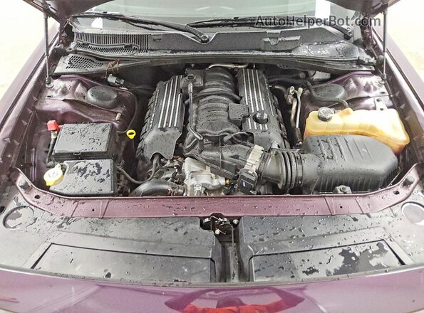 2C3CDZFJ2MH609859 2021 DODGE CHALLENGER Burgundy Вид задньої частини салону