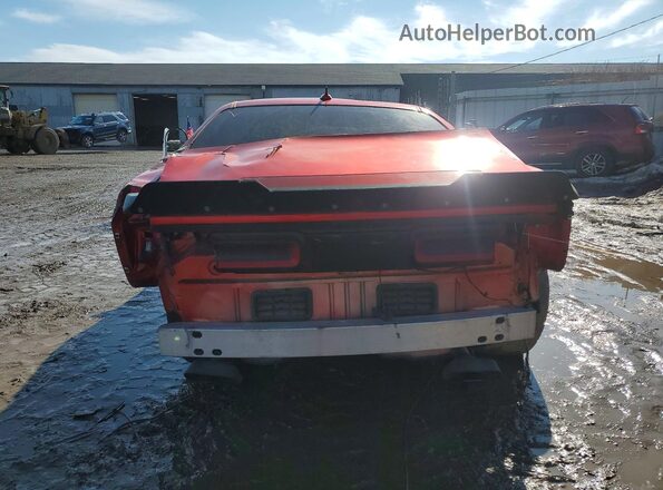 2C3CDZFJ5HH507347 2017 DODGE CHALLENGER Red Widok z tyłu
