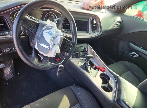 2C3CDZGG3PH544690 2023 DODGE CHALLENGER Red Dashboard view