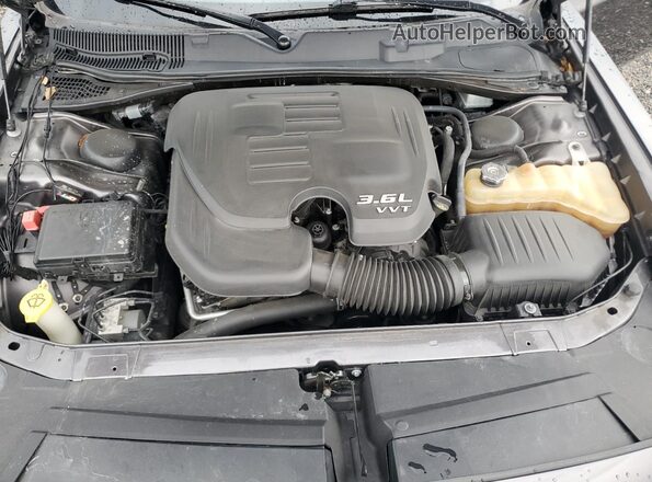2C3CDZGG4KH691738 2019 DODGE CHALLENGER Black Սալոնի հետևի տեսք