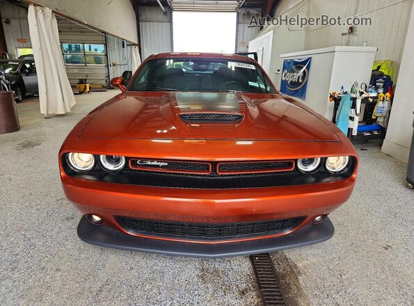 2C3CDZKG8MH587344 2021 DODGE CHALLENGER Orange Вид спереду