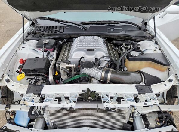 2C3CDZL98NH108292 2022 DODGE CHALLENGER White Սալոնի հետևի տեսք
