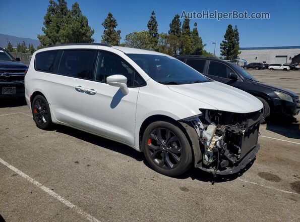 2C4RC1BG0JR228392 2018 CHRYSLER PACIFICA White Przód prawy