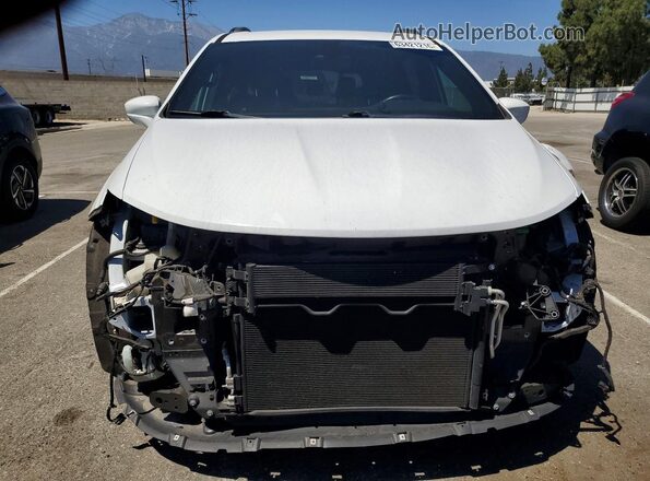 2C4RC1BG0JR228392 2018 CHRYSLER PACIFICA White Widok z przodu