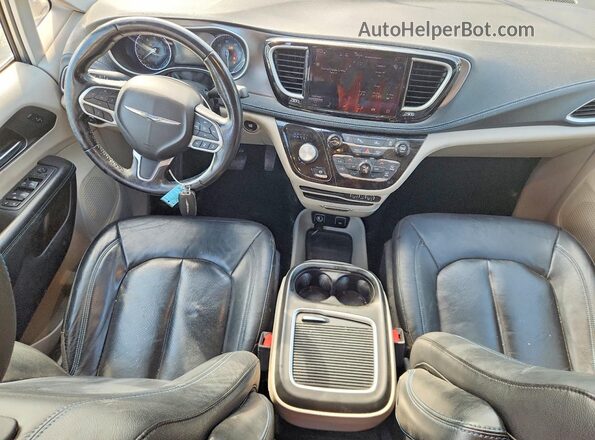 2C4RC1BG0MR528762 2021 CHRYSLER PACIFICA Серебряный Вид панели приборов