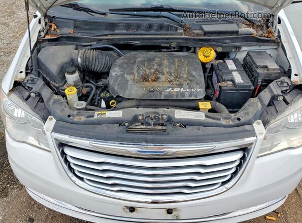 2C4RC1BG1GR198148 2016 CHRYSLER TOWN Белый Вид наклейки с VIN-кодом