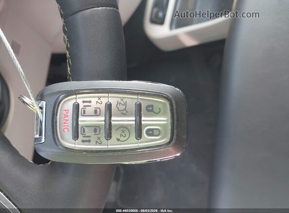 2C4RC1BG1RR163225 2024 CHRYSLER PACIFICA Blue Widok deski rozdzielczej