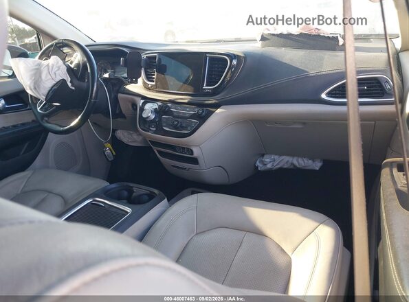 2C4RC1BG2MR515754 2021 CHRYSLER PACIFICA Gray Vista interior delantera