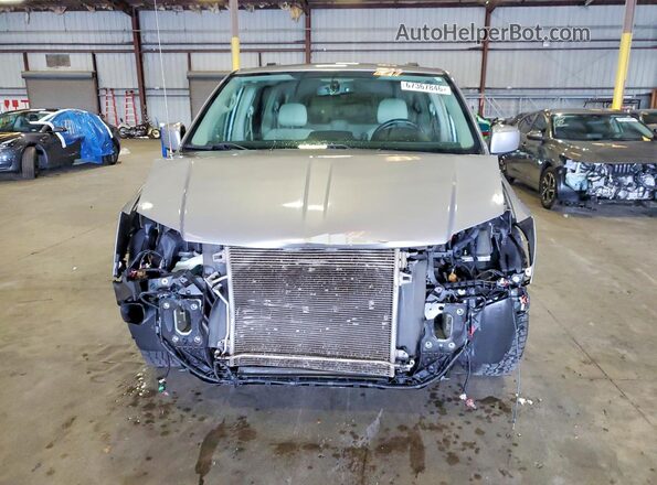 2C4RC1BG3GR175650 2016 CHRYSLER TOWN Серебряный Вид спереди
