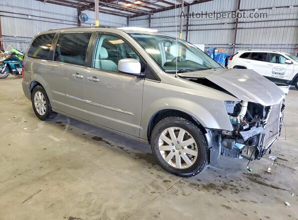 2C4RC1BG3GR175650 2016 CHRYSLER TOWN Серебряный Передняя правая четверть