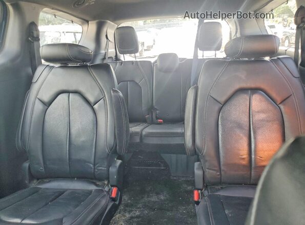 2C4RC1BG3JR352592 2018 CHRYSLER PACIFICA Blue Հետևի նստատեղերի տեսք