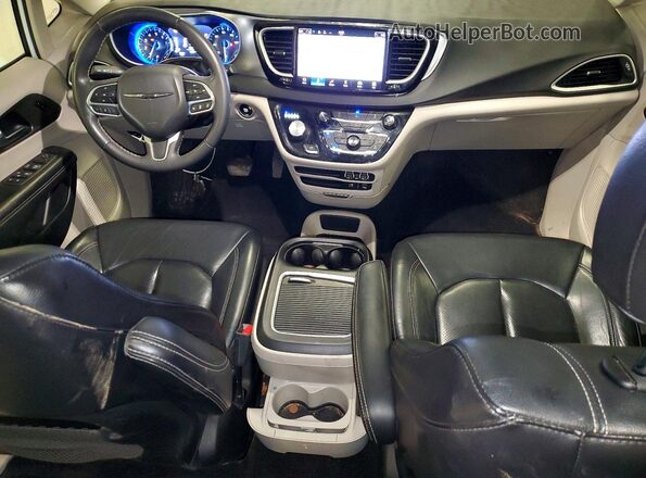 2C4RC1BG3NR179274 2022 CHRYSLER PACIFICA Белый Вид панели приборов