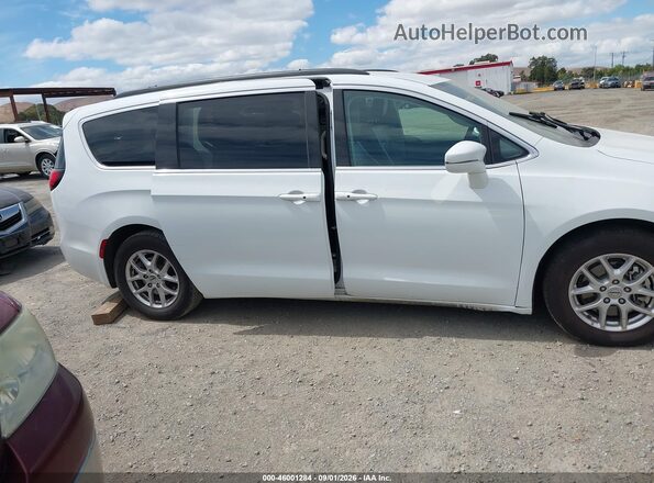 2C4RC1BG3NR198262 2022 CHRYSLER PACIFICA Белый Вид задней части салона