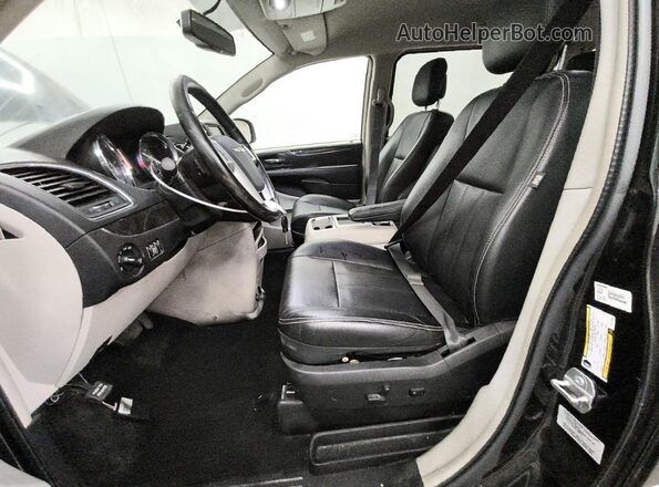 2C4RC1BG4GR112802 2016 CHRYSLER TOWN Черный 