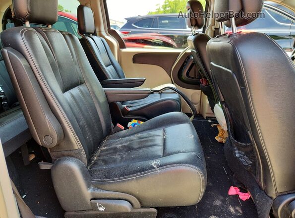 2C4RC1BG4GR173597 2016 CHRYSLER TOWN Silver Vista interior trasera