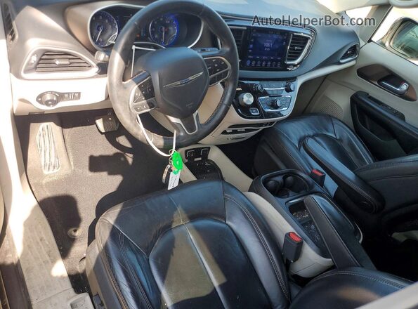 2C4RC1BG4HR810943 2017 CHRYSLER PACIFICA Gray Вид панелі приладів