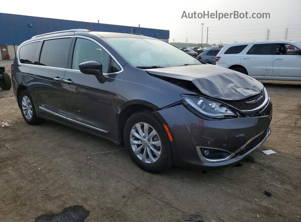 2C4RC1BG4JR193548 2018 CHRYSLER PACIFICA Gray Przód prawy