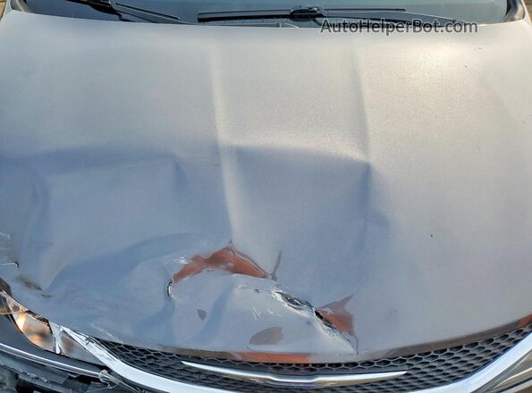 2C4RC1BG4JR193548 2018 CHRYSLER PACIFICA Gray Widok komory silnika