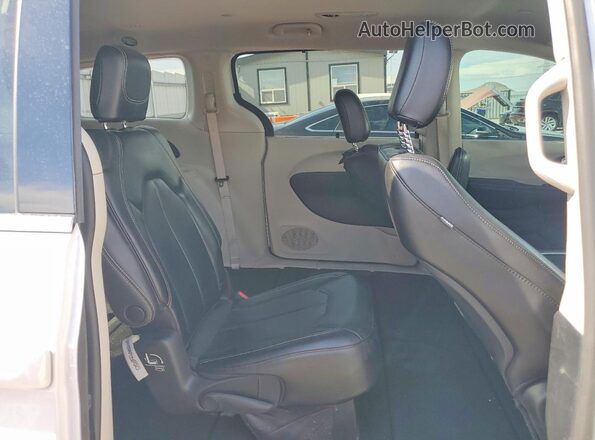 2C4RC1BG4PR531264 2023 CHRYSLER PACIFICA White Вид задньої частини салону