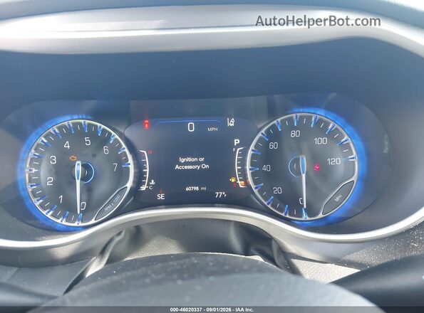 2C4RC1BG5RR133001 2024 CHRYSLER PACIFICA Серебряный Вид задних сидений