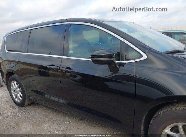 2C4RC1BG5SR554772 2025 CHRYSLER PACIFICA Black Rear interior view