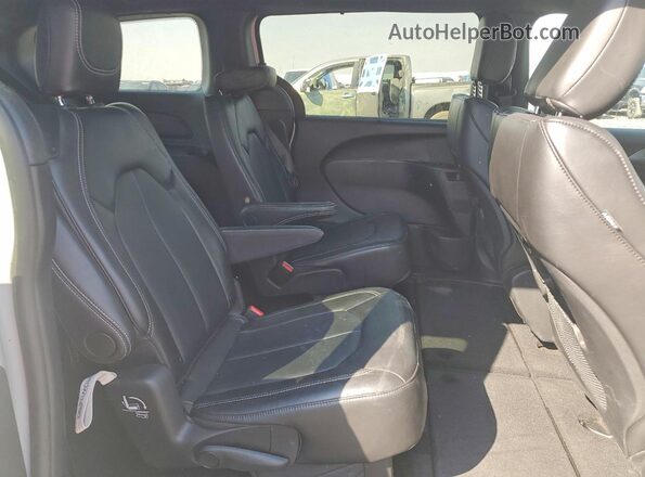 2C4RC1BG5TR160612 2026 CHRYSLER PACIFICA Белый Вид задней части салона