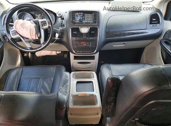 2C4RC1BG6GR213825 2016 CHRYSLER TOWN Black Առջևի վահանակի տեսք