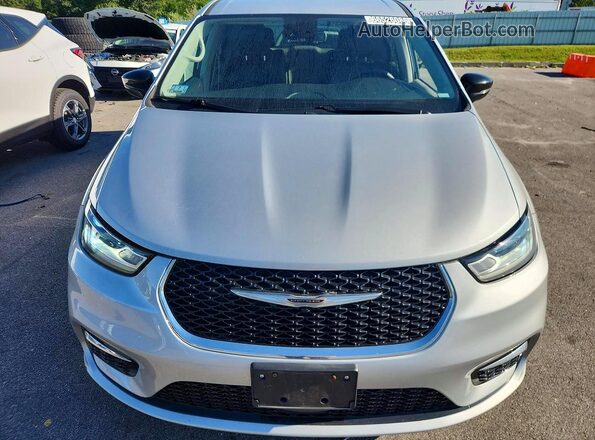 2C4RC1BG6RR172874 2024 CHRYSLER PACIFICA Silver Widok z przodu