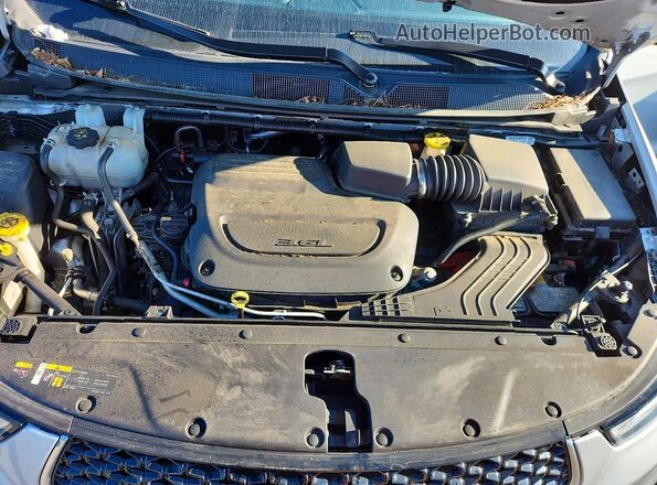 2C4RC1BG6RR172874 2024 CHRYSLER PACIFICA Silver Widok komory silnika