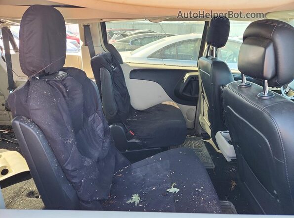 2C4RC1BG7GR133840 2016 CHRYSLER TOWN Charcoal Вид задньої частини салону