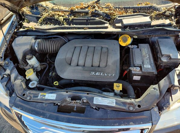 2C4RC1BG7GR133840 2016 CHRYSLER TOWN Charcoal Вид підкапотного простору