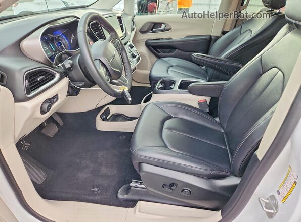 2C4RC1BG7RR149684 2024 CHRYSLER PACIFICA White Widok wnętrza z przodu