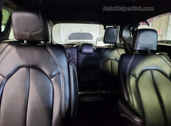 2C4RC1BG7SR548715 2025 CHRYSLER PACIFICA Black Rear seats view