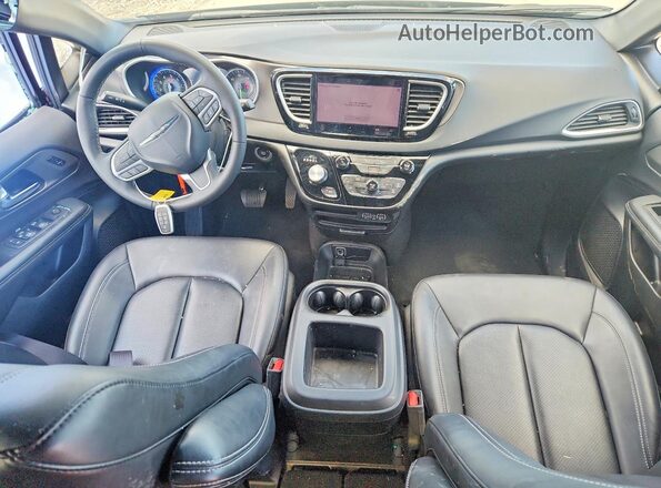 2C4RC1BG7SR548715 2025 CHRYSLER PACIFICA Black Dashboard view
