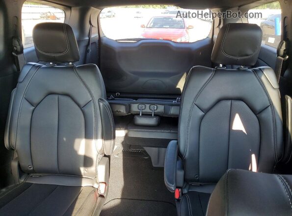 2C4RC1BG7VR568130 2027 CHRYSLER PACIFICA Black Вид задніх сидінь