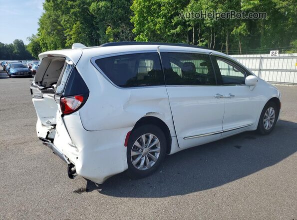 2C4RC1BG9HR621771 2017 CHRYSLER PACIFICA Белый Задняя правая четверть
