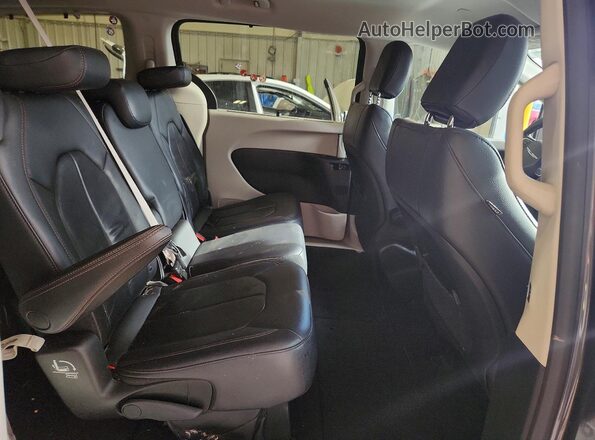 2C4RC1BG9HR705279 2017 CHRYSLER PACIFICA Gray Սալոնի հետևի տեսք