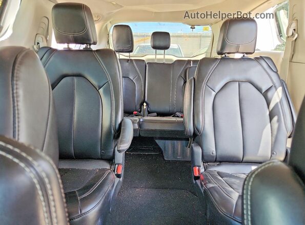 2C4RC1BG9RR176370 2024 CHRYSLER PACIFICA Белый Вид задних сидений