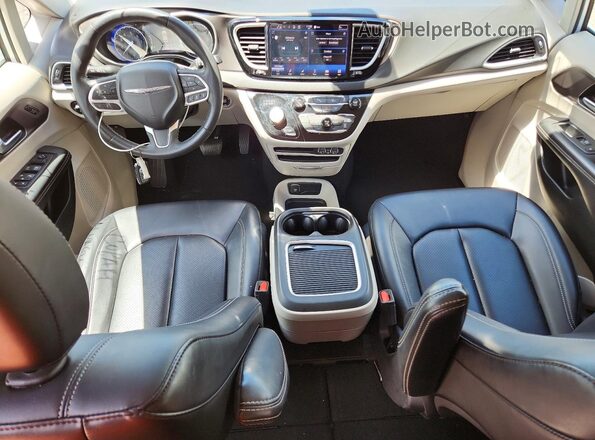 2C4RC1BG9RR176370 2024 CHRYSLER PACIFICA Белый Вид панели приборов