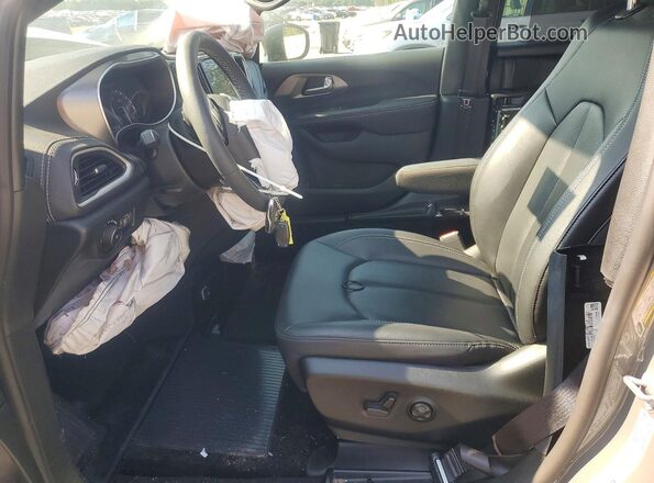 2C4RC1BG9SR558338 2025 CHRYSLER PACIFICA Gray Vista interior delantera