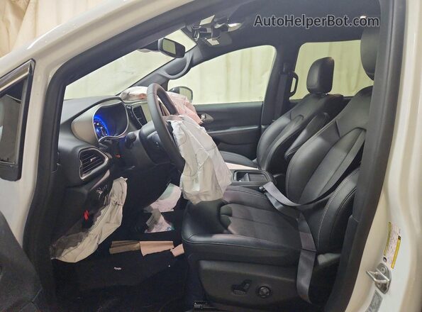 2C4RC1BG9VR579453 2027 CHRYSLER PACIFICA White წინა სალონის ხედი