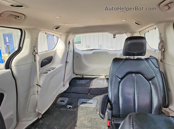 2C4RC1BGNR147562 2022 CHRYSLER PACIFICA Белый Вид задних сидений