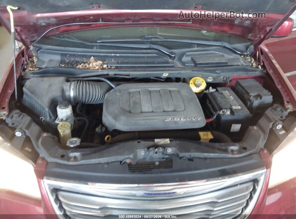 2C4RC1BGXGR300062 2016 CHRYSLER TOWN & COUNTRY Red უკანა ხედი