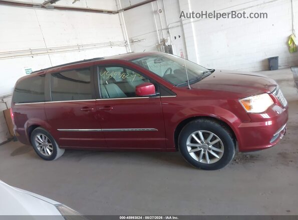 2C4RC1BGXGR300062 2016 CHRYSLER TOWN & COUNTRY Red უკანა სალონის ხედი