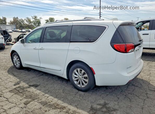 2C4RC1BGXJR110558 2018 CHRYSLER PACIFICA White უკანა მარცხენა