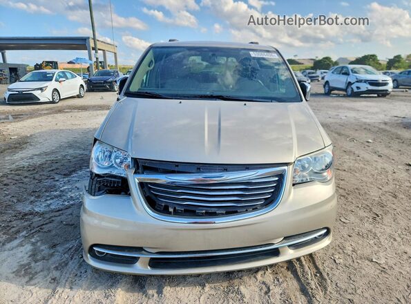 2C4RC1CG1GR283506 2016 CHRYSLER TOWN Золотой Вид спереди