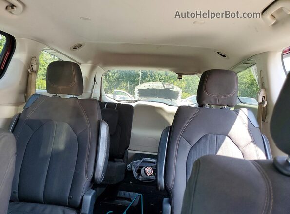 2C4RC1CG2HR788827 2017 CHRYSLER PACIFICA Red Вид задніх сидінь