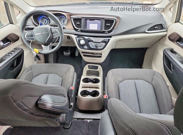 2C4RC1CG4NR158142 2022 CHRYSLER VOYAGER Gray Vista del salpicadero